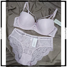 Load image into Gallery viewer, Feminine Lace Trim Bralette Set
