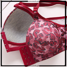 Load image into Gallery viewer, Cheeta Printed Front Open Padded Bra
